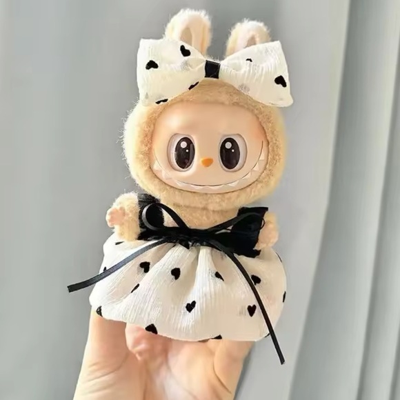 Pop Mart The Monsters Macaron Have a Seat Labubu Designer Clothing Outfit - Picture 1 of 7